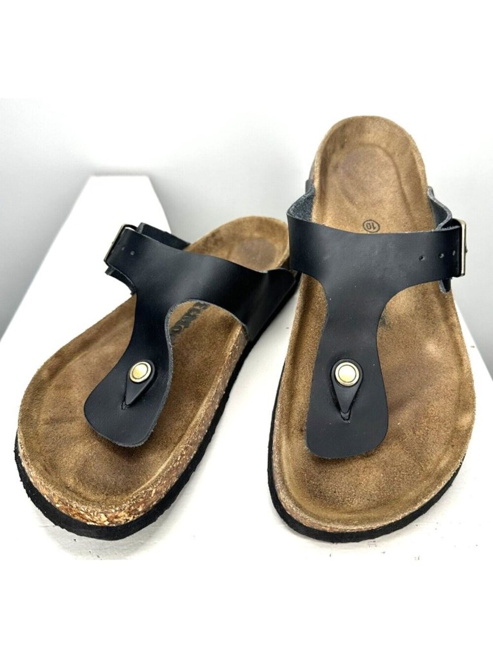 SoftMoc Thong Sandals Womens 10 Black Leather Comfort Cork Footbed Boho Casual